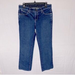 Wrangler Q Baby Med Wash Mid Rise Straight Leg Jeans 7/8